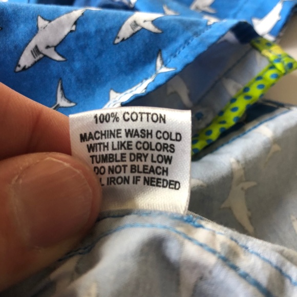 TukTuk Mako Sharks in Blue Short Sleeve Button Down Shirt - Picture 7 of 7